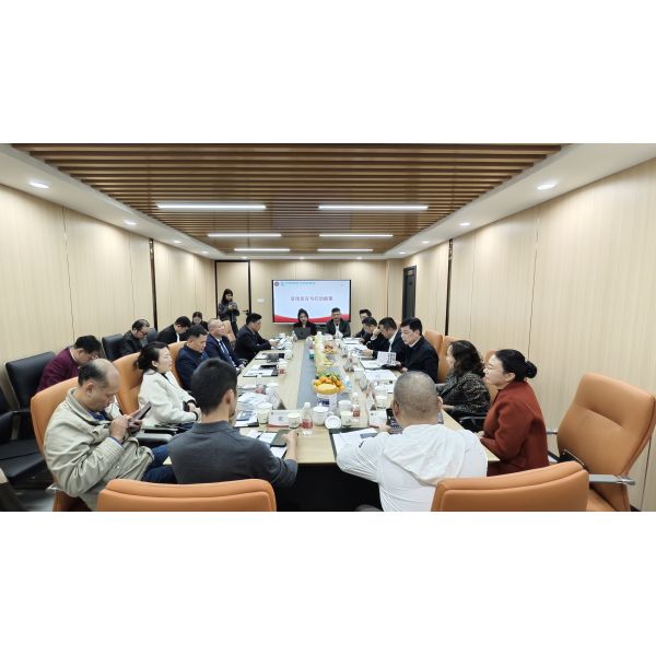 跨界共生 聚力前行 ——2025商协会会长专场联谊活动在集团成功举办